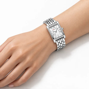 Montre femme argentée Minoran 9115 portée au poignet