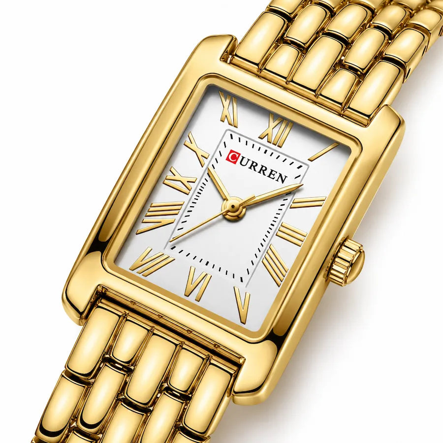 Montre Minoran 9115 dorée à cadran blanc en zoom diagonal avec chiffres romains et rangées de maillons arrondis