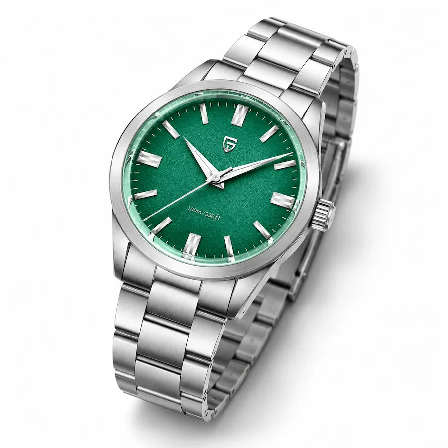 Vue en diagonale de la montre Minoran PD-1731 argentée à cadran vert