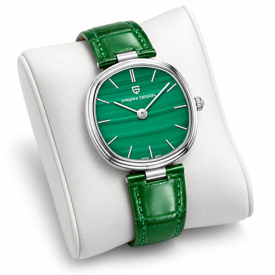 Montre Minoran PD-1825 verte en cuir posée sur un coussin blanc